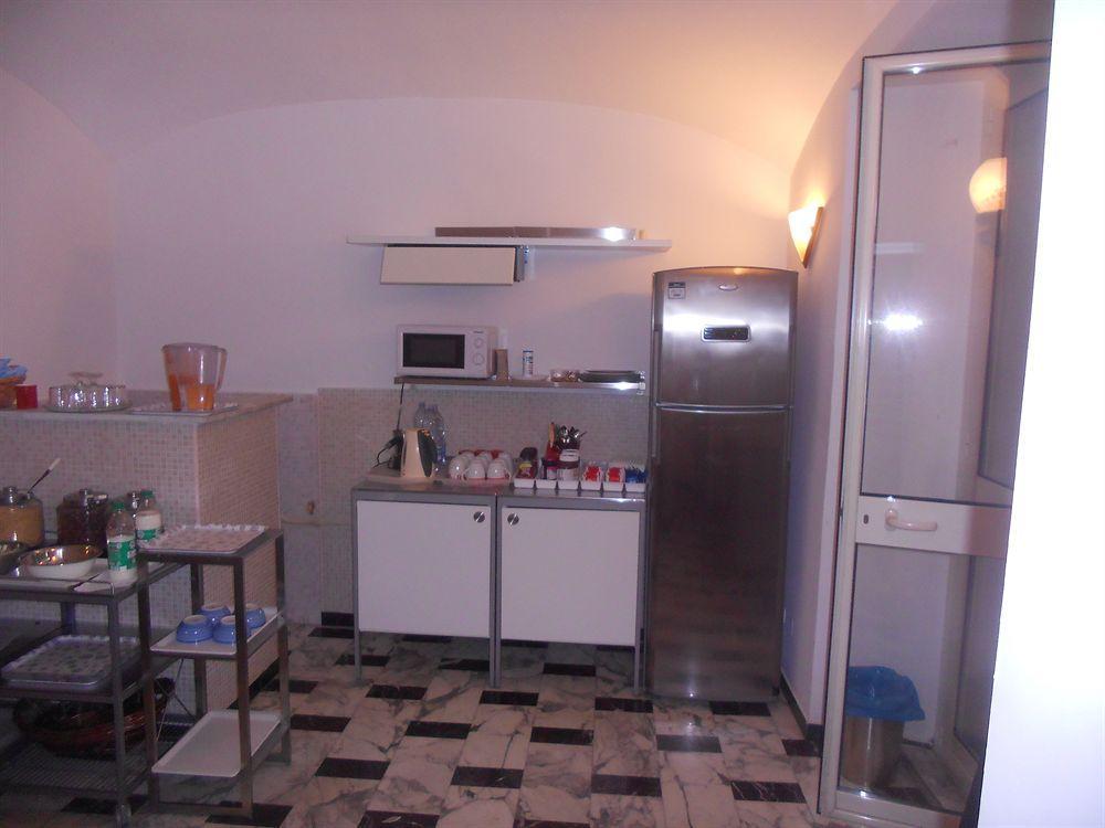Nakissa Inn Rzym Zewnętrze zdjęcie
