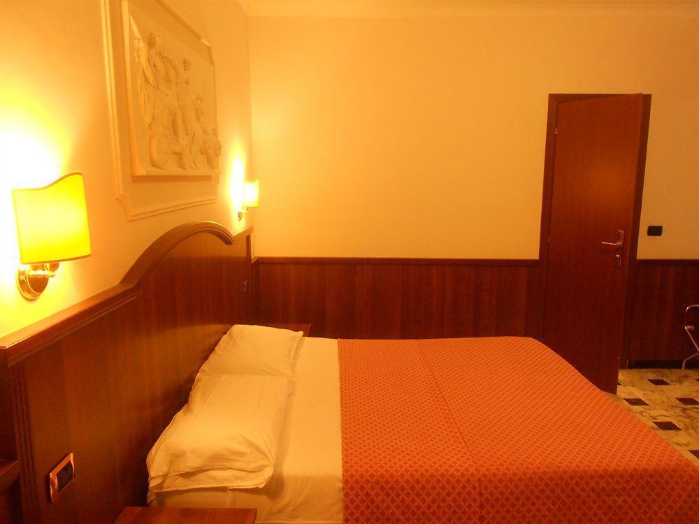 Nakissa Inn Rzym Zewnętrze zdjęcie