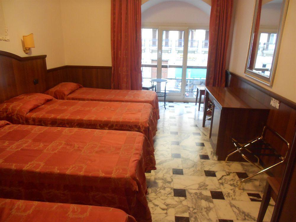 Nakissa Inn Rzym Zewnętrze zdjęcie